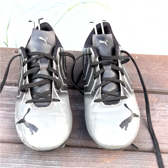 Puma Black and White Sports Sneakers size6 - Picture 1 of 7